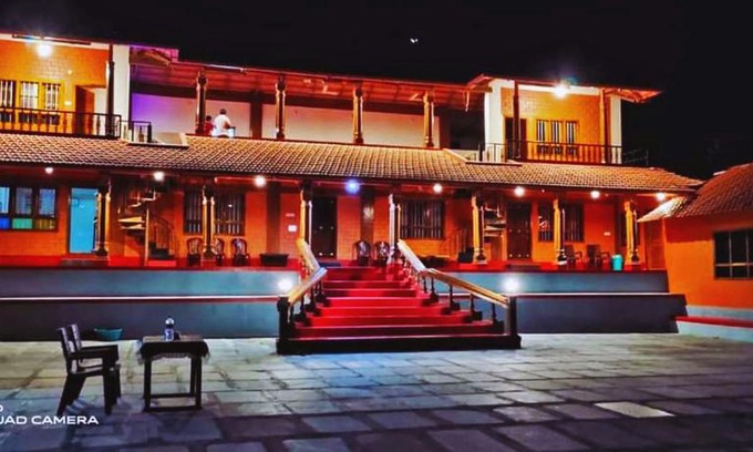 Sangameswarpet House | STAYMAKER Vintage Heritage Home Stay