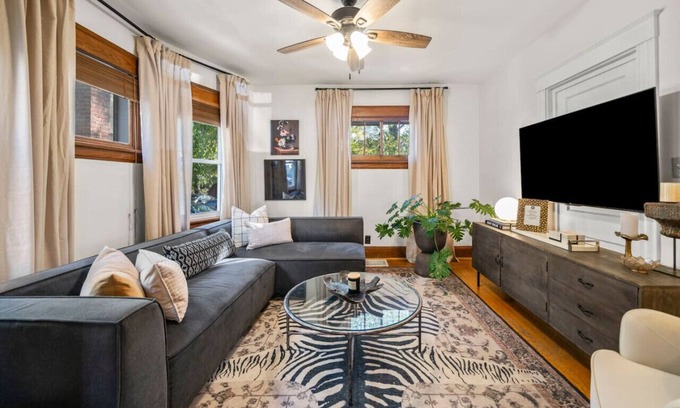Clifton Heights House | StayMoerlin | Clifton