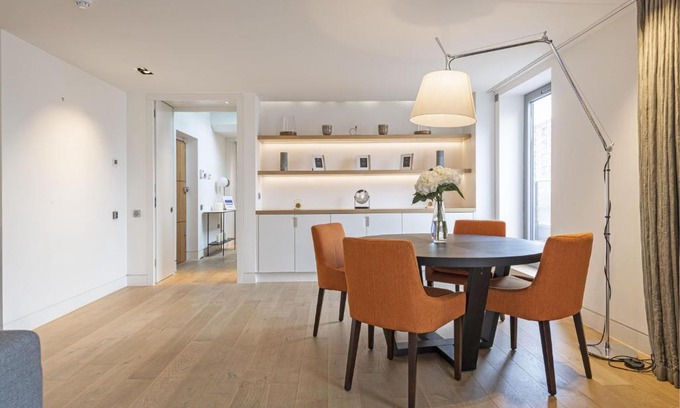 Cathedrals Apartment | Stayo Apartments Southbank