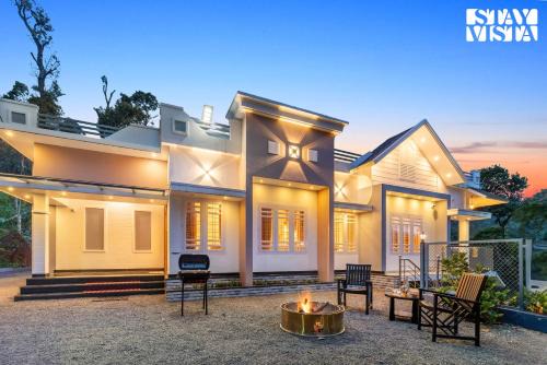 Udumbanchola Villa | StayVista at Cardamom Casa with Lawn, Terrace & BBQ