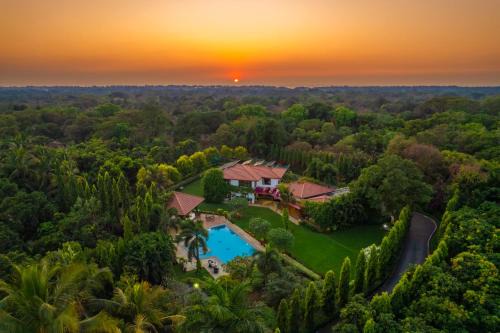 Alibaug Villa | StayVista at Moksh Villa - BBQ & Jacuzzi