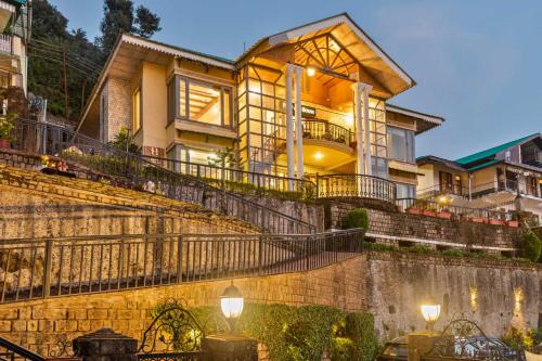 Dharamshala Villa | StayVista at Stonehill Manor 3BR with Outdoor Sitting, Bonfire