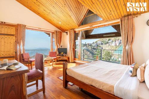 Kasauli Villa | StayVista at The Rustic Retreat - Lawn, Bonfire & Valley View