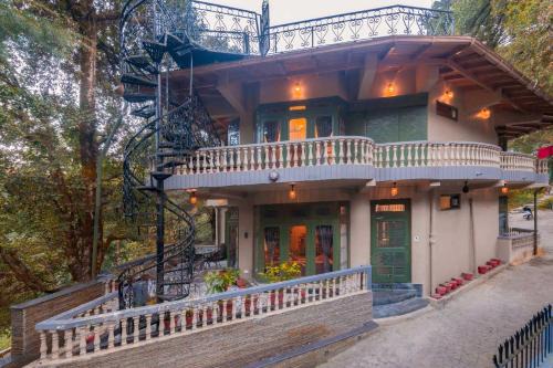 Nainital Villa | StayVista at Villa 360 by VEO - Part of StayVista