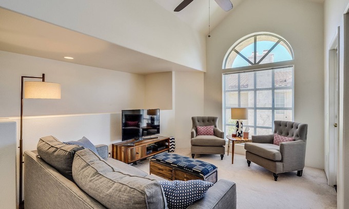 Camelback East Condo | Steal of a Deal for this Elegant Condo!