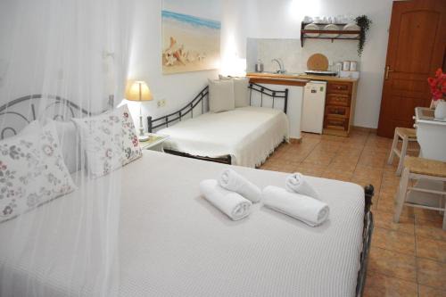 Skala Apartment | Stefanos Katsaros Studios