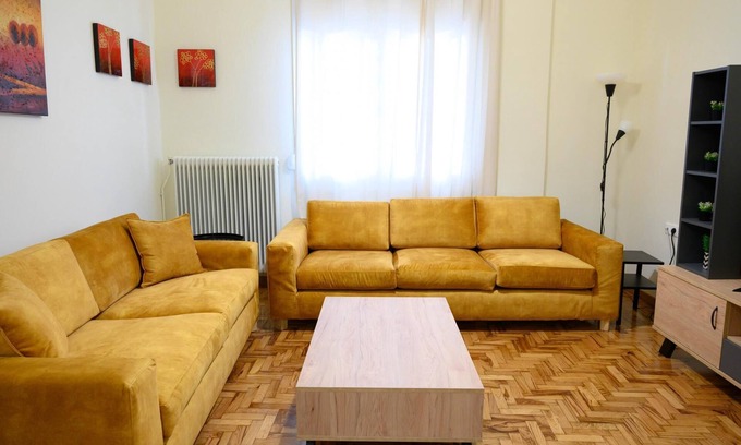 Trikala Apartment | Stella’s Minimal Lodge