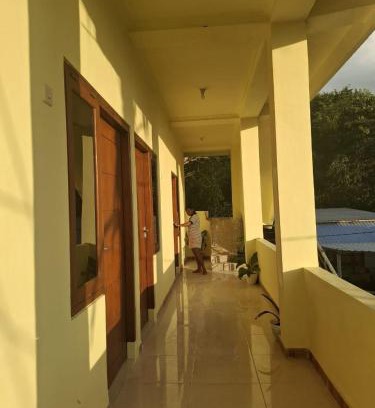Labuan Bajo Bed & Breakfast | StellaDellMare Homestay