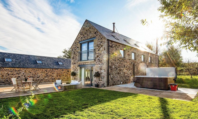 Duns Cottage | Step into the Cart House and you will feel instantly at ease.