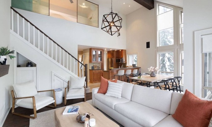 Upper Village House | Step onto Ski Hill 3-Bedroom: Hot tub, Parking, AC