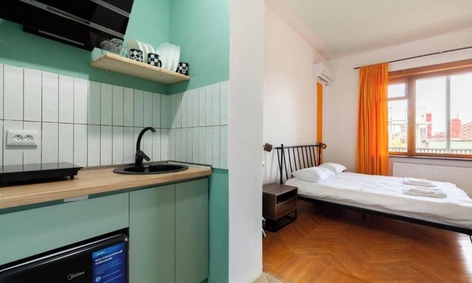 Kutaisi Apartment | Stepin Garden