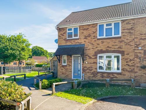 Verwood House | Stepping Stones