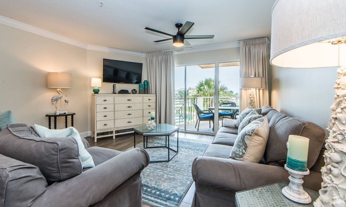Miramar Beach Condo | ⭐Steps 2 Beach-Gulf Views-Updated-2BR Amalfi Coast 209A⭐