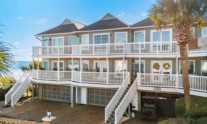 Surfside Beach Condo | Steps 2 Sea Garage Gorgeous View (By Beach Star)