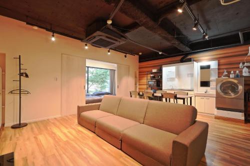 Dogenzaka Apartment | Steps from Shibuya Crossing B