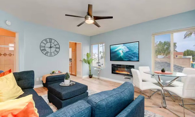 Central Mission Beach Apartment | Steps from the Sand in Mission Beach
