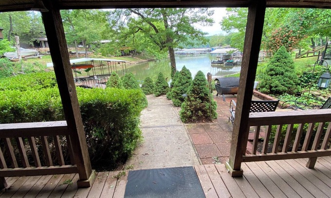 Camdenton House | Steps from the water. All the comforts of home. Private dock & plenty of room.
