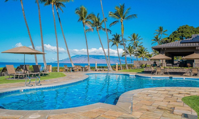 Wailea Condo | Steps to beach, Luxury Modern Condo for 4, Fully Remodeled & Resort Amenities
