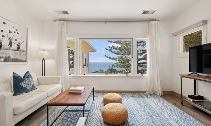 Summerland House | Steps to Beach & Town! Ocean Views! Sleeps 4 in style!