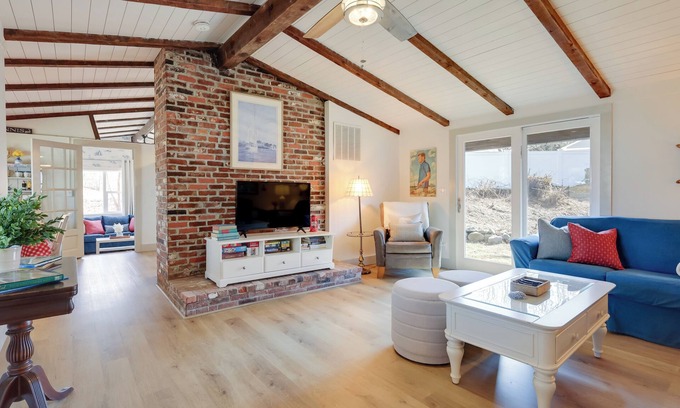 Hyannis House | Steps to Beaches & Main Street: Hyannis Retreat