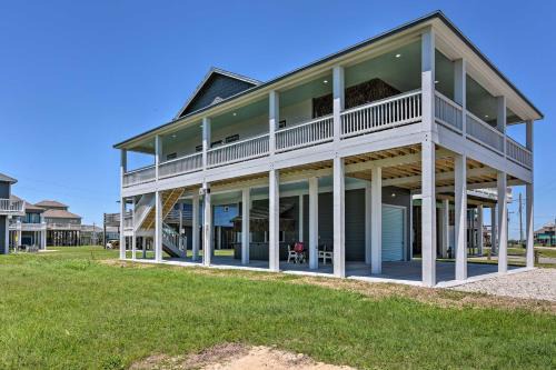Port Bolivar House | Steps to Coast Bolivar Peninsula Beach House!