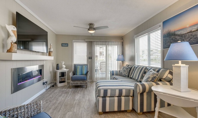 North Myrtle Beach Condo | Steps to Ocean: High-End North Myrtle Beach Condo