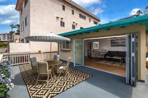 San Clemente Apartment | Steps to the pier!