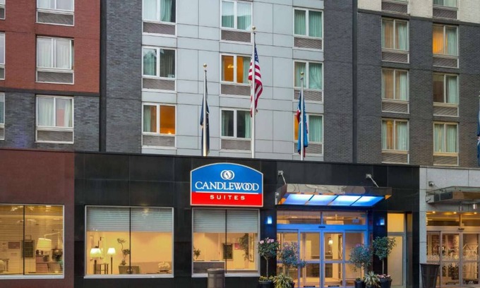 Garment District Hotel | Steps to Times Square | Full Kitchen. Pet-Friendly
