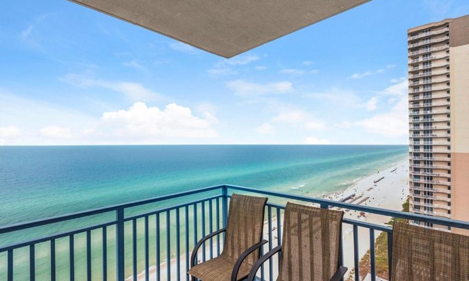 Panama City Beach Apartment | Sterling Breeze 1707
