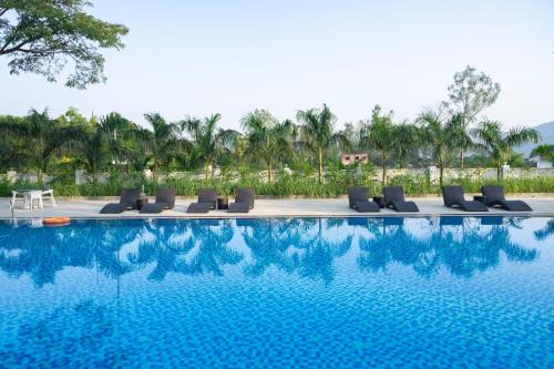 Lonavala Resort | Sterling Stolen Heaven Lonavala