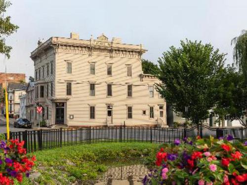 Athens Hotel | Stewart House Hotel