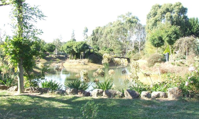 Yellingbo Bed & Breakfast | Still Waters