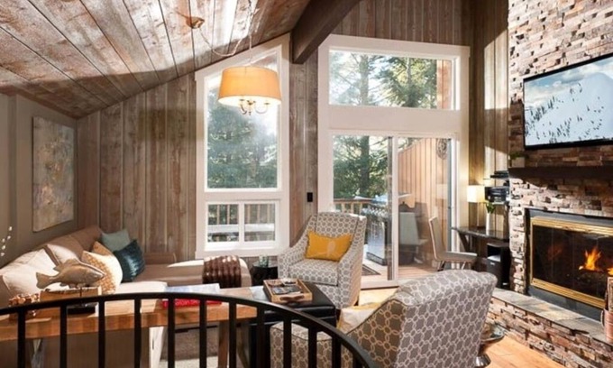 Whitefish Ski Chalet | Stillwater Chalet-Saltwater pool, Hot Tub, Steam Shower, Stay 3 nights Pay for 2