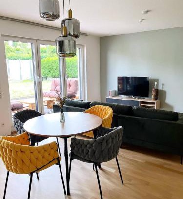 Rhein-Erft-Kreis District Apartment | Stilvolleauszeit mit Garten - 15 min bis Köln