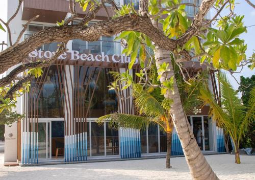 Dhiffushi Hotel | Stone Beach Club