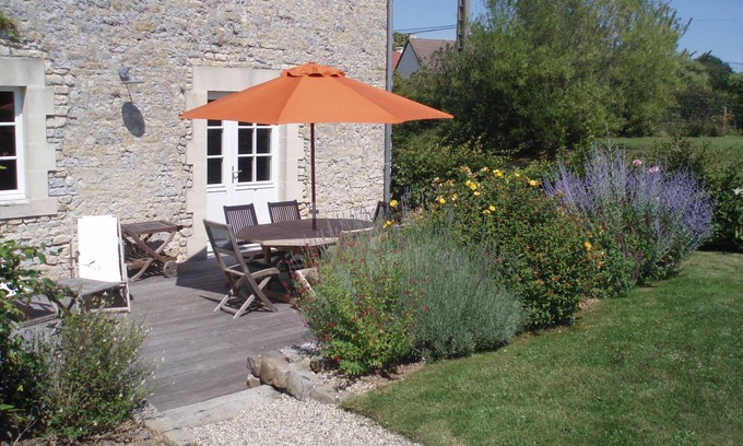 Crouay House | Stone cottage near Bayeux and D-Day sites, green and quiet.