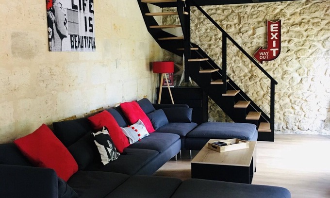 Fargues-Saint-Hilaire House | Stone house near Bordeaux and Arcachon, sleeps 14