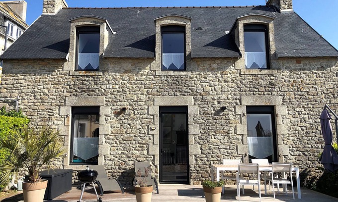Plobannalec-Lesconil House | Stone house on the port of LESCONIL (SEA VIEW) 4 STARS