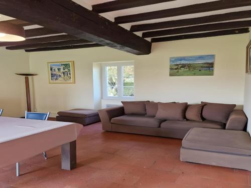 Thoree-les-Pins House | Stone House in La Flèche with Garden & BBQ