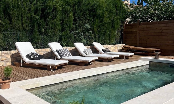 Fontvieille House | Stone house in the heart of the village with pool and garden, Provence charm