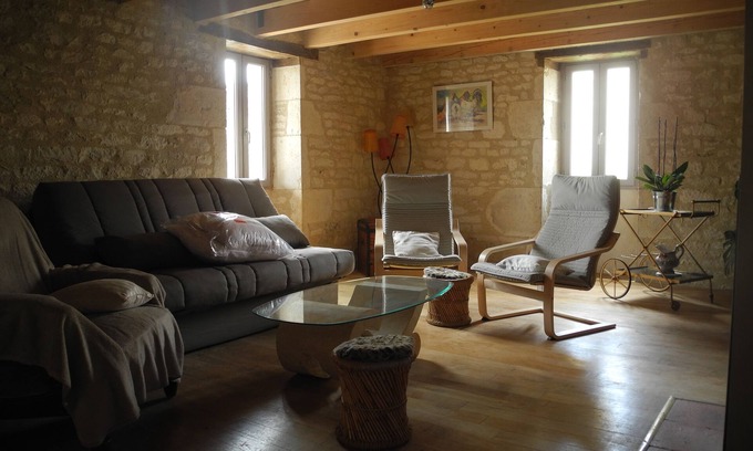 Lhospitalet House | Stone house in White Quercy