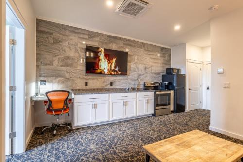 Ellsworth Apartment | Stone Park Ellsworth-Bar Harbor