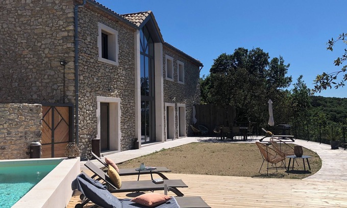 Lussan Cottage | Stone residence with exceptional views, private pool and spa
