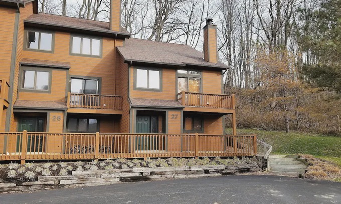 Ellicottville House | Stone Ridge - Luxury Ski Townhouse