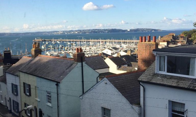 Brixham House | Stones Throw Cottage
