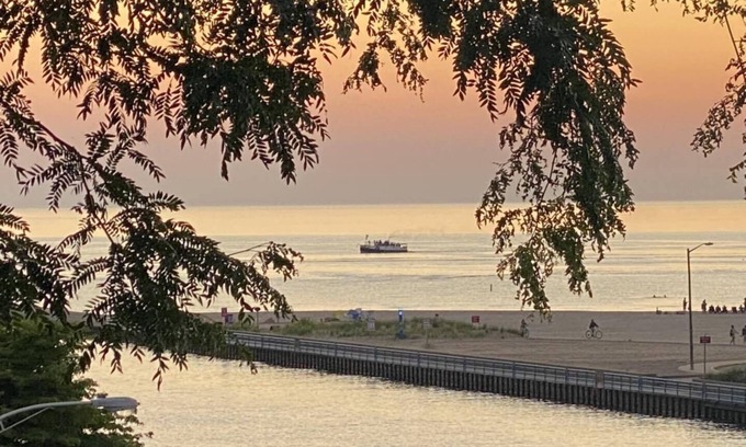 South Haven House | Stones Throw of South Haven