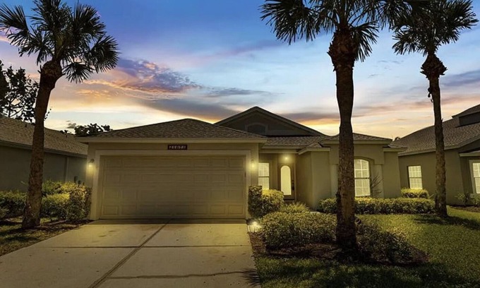 Stoneybrook House | Stoneybrook Golf Estero - entire home AND GOLF CART - 1 month minimum