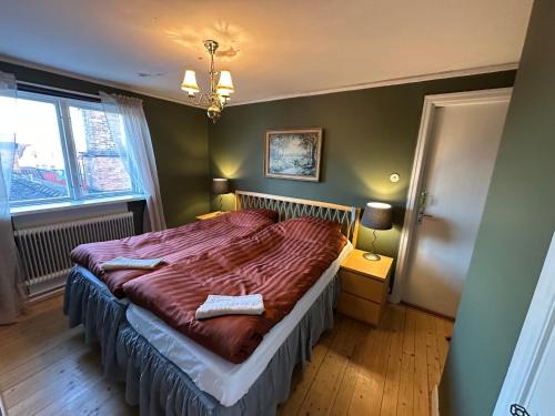 Eksjo Bed & Breakfast | Stora Torget B&B