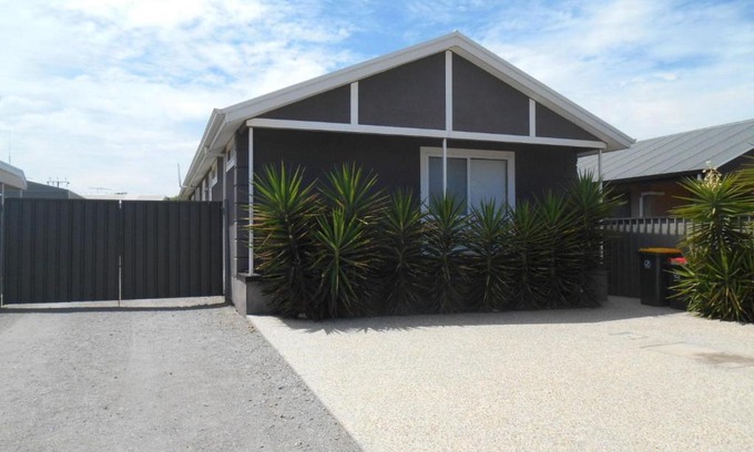 Port Vincent House | Stormbird Retreat - Port Vincent