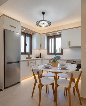 Lefktron Apartment | Stoupa Harmony Suite - One Bedroom Apartment